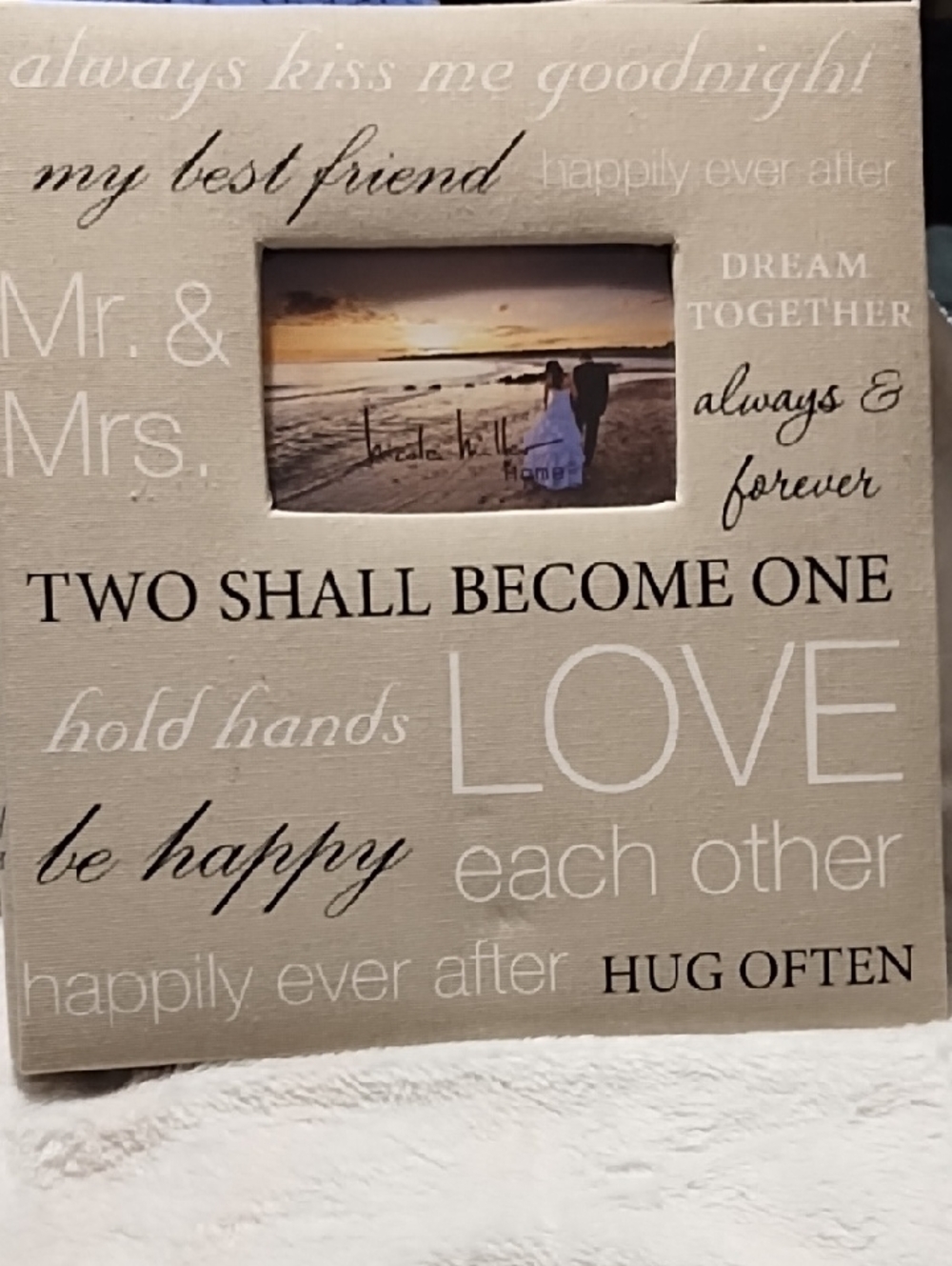 Nicole Miller Beige 'Love' Sentiment Photo Album